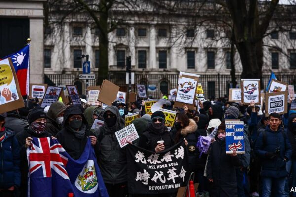 World Top 5: Thousands of people protested in London