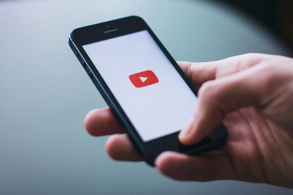 Smart tip now watch your favorite youtube videos without internet