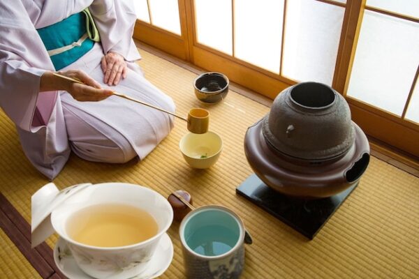 Consuming this Japanese tea for only 7 days, all the poison of intestine and liver will come out, the speed of age will stop