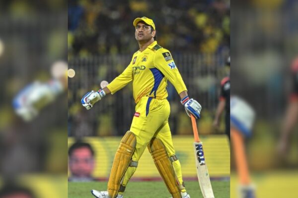 CSK vs RCB: ‘He will come like this, will fool …’, Fans raged badly on Dhoni for this decision
