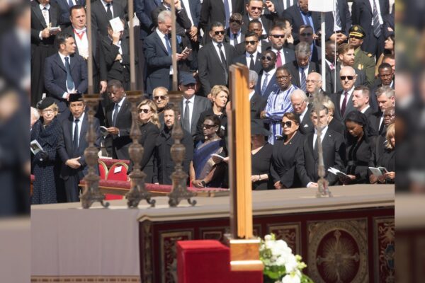 President Murmu attended the funeral program of Pope Francis