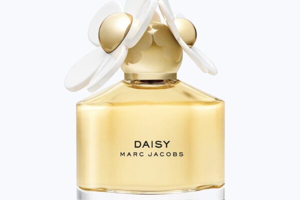 11 summer perfumes for hot days and cool nights