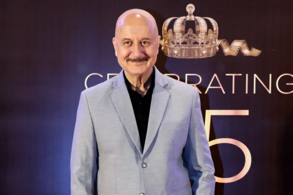 Anupam Kher wishes everyone to Ganesh Chaturthi