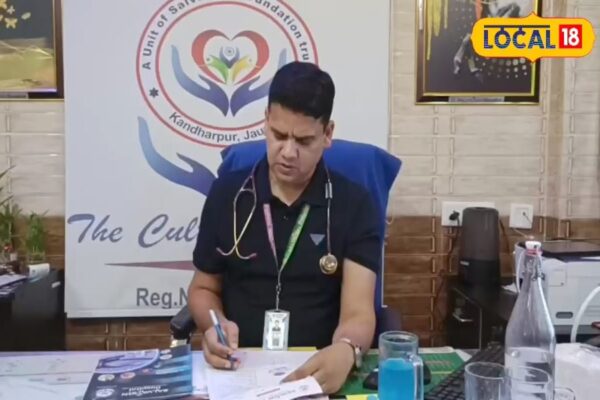 Jaunpur: Dr. Vivek Srivastava’s advice on dengue rescue and symptoms