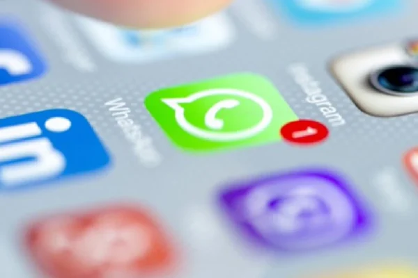 IPhone users Whatsapp New Look Liquid Glass Design to come soon